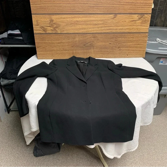 Causal Corner Annex essentials suit coat size 6 solid black with hidden pocket - Picture 13 of 13